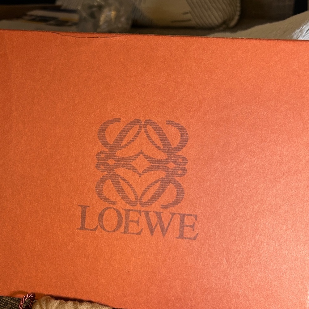 348. Loewe Animal Print cosmetic Bag with COA - Picture 12 of 13